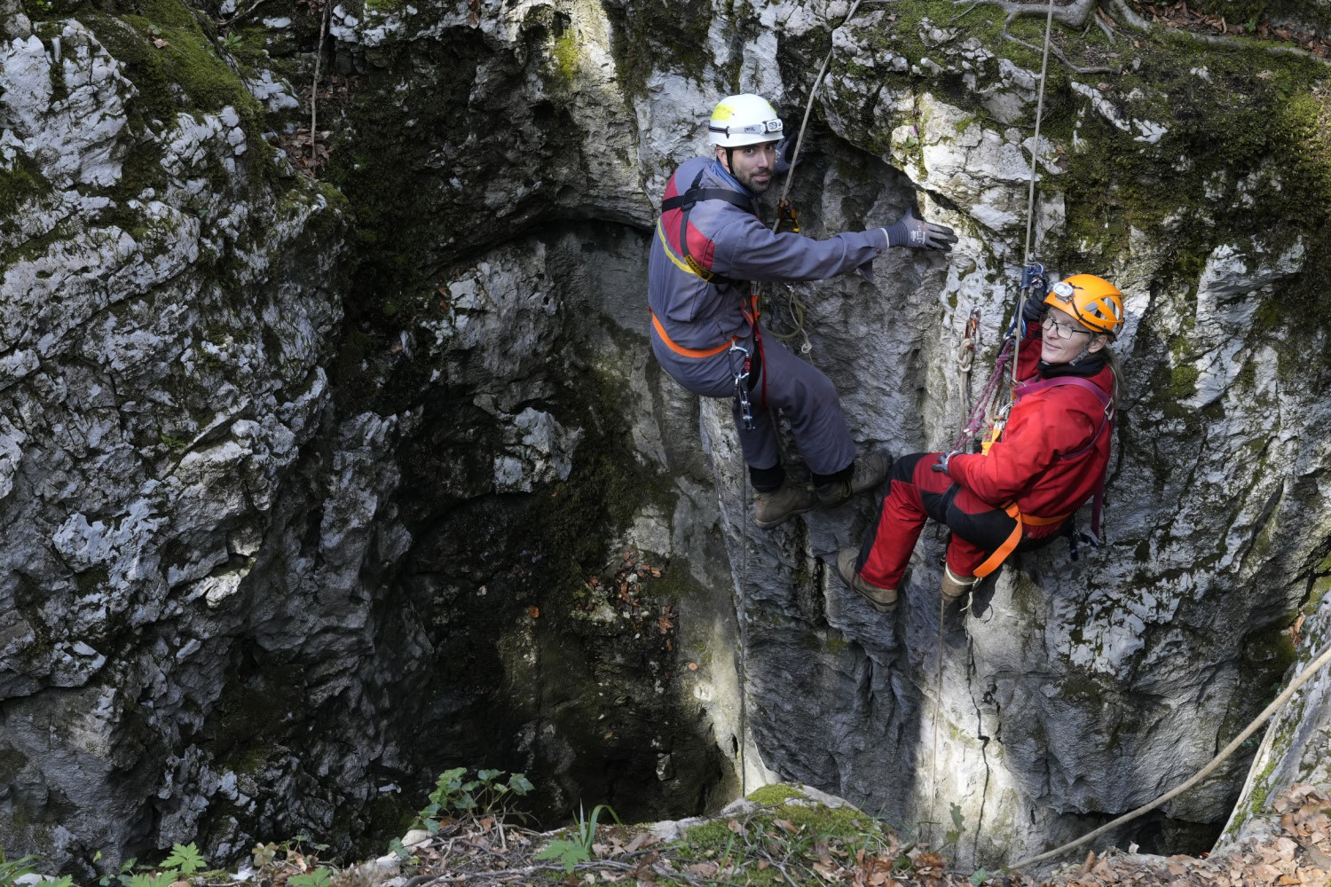 Tečajnik in inštruktorica - idealen par.