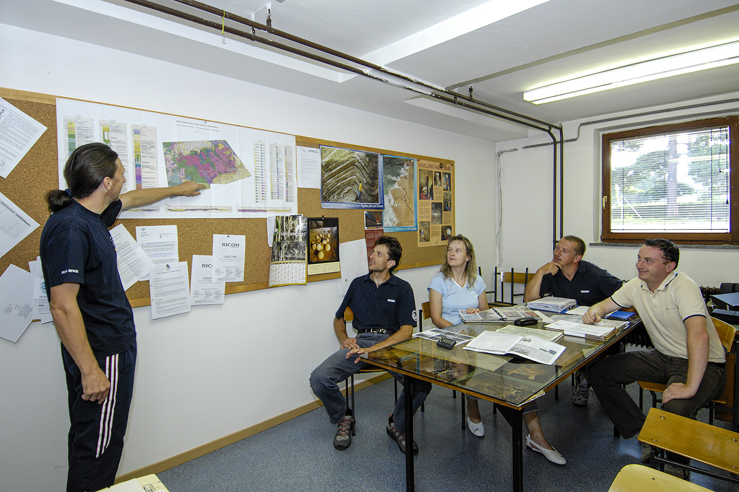 Prenovljen klubski prostor (2007). Foto Marko Pršina