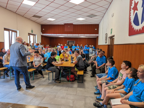 Županov nagovor zbranim udeležencem srečanja.