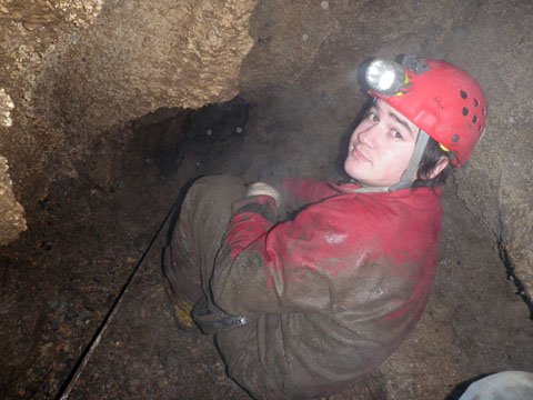 Zadovoljen Klemi pred drugo ožino, ko še ni podihal vsega kisika ...