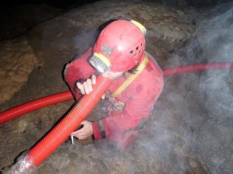 Klemen je poskusil celo z bolj neortodoksnimi metodami ...