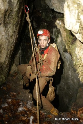 Anže v zadnjem metru vertikale. Foto Mihael Rukše.