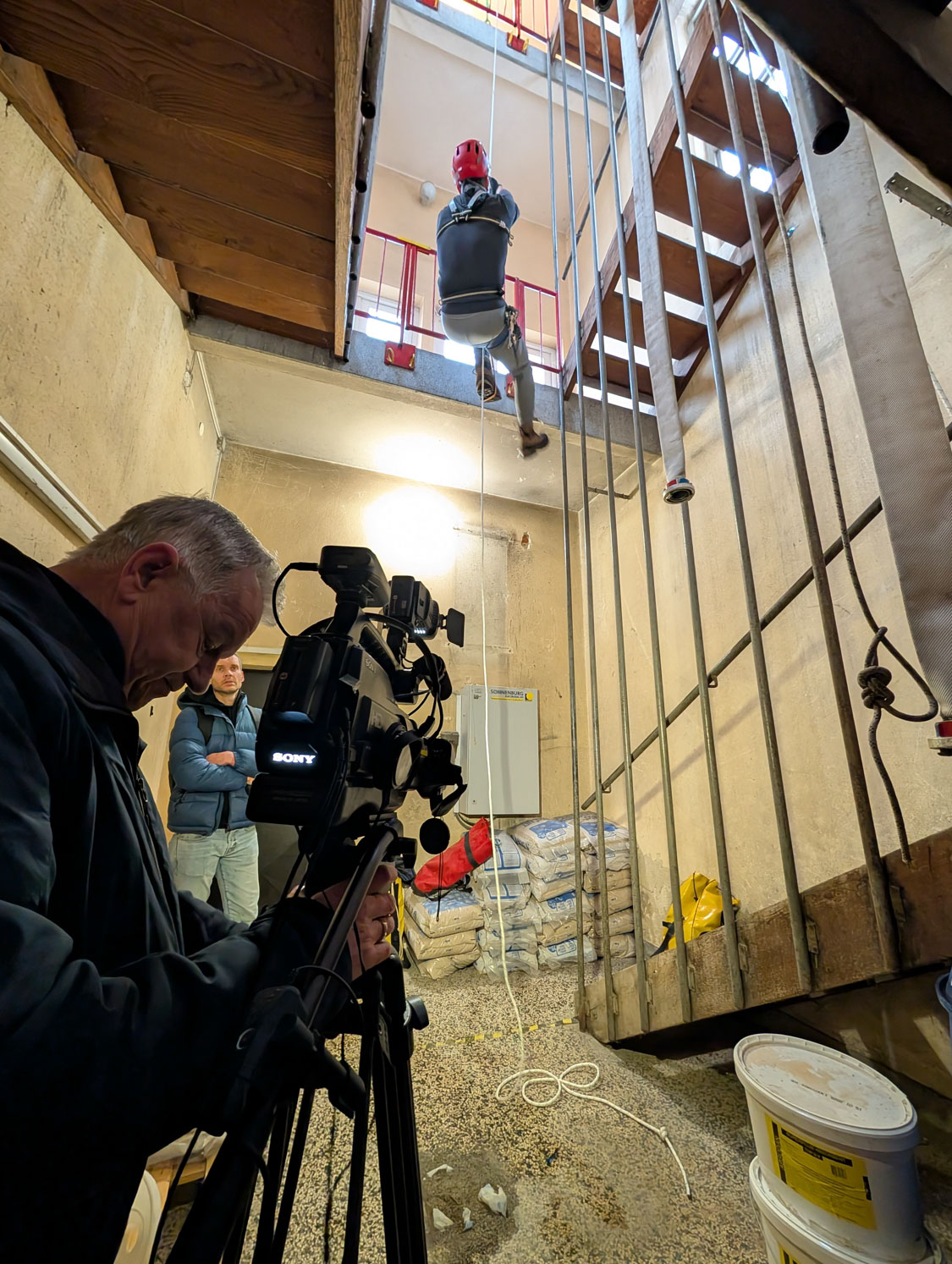 Središče dogajanja je bilo tokrat v gasilskem stolpu.