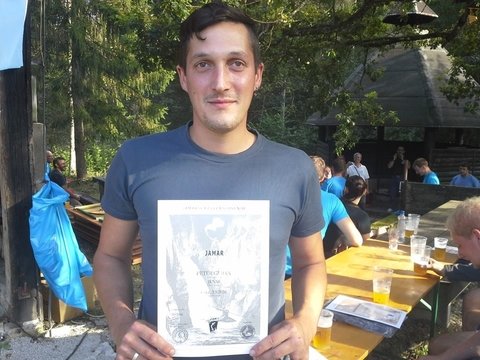 Peter je prestal vse izzive in si zasluženo pridobil naziv »jamar«.